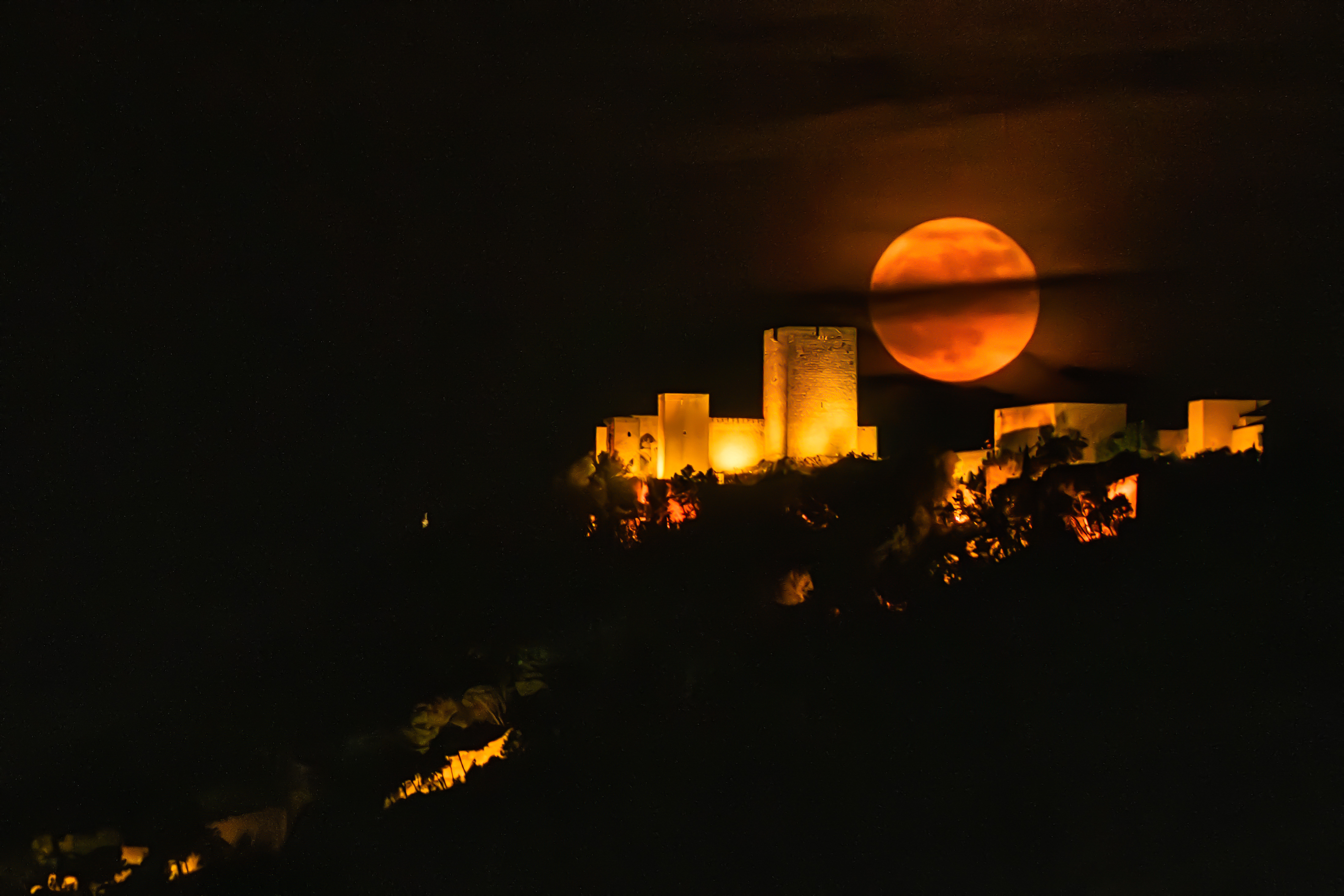 2025. NOVIEMBRE. TEMA: 